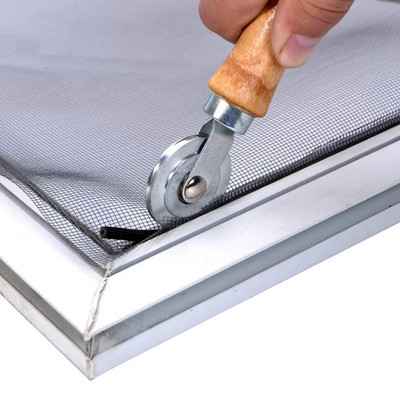 Drvena ručka i čelični kotačići Ručke alata za kotrljanje za dvostruke drvene prozore Instalacija Kućni zaslon Vrata Ručni klin Rolle