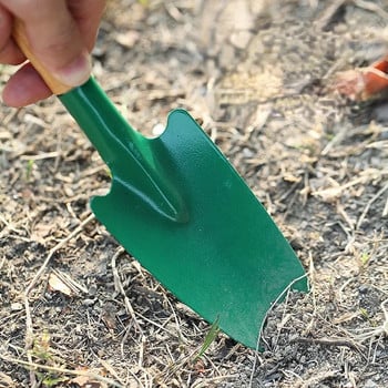 Ξύλινη λαβή Ενισχυμένο φτυάρι κηπουρικής Χαλαρό χώμα Φύτευση Εύκολη χρήση