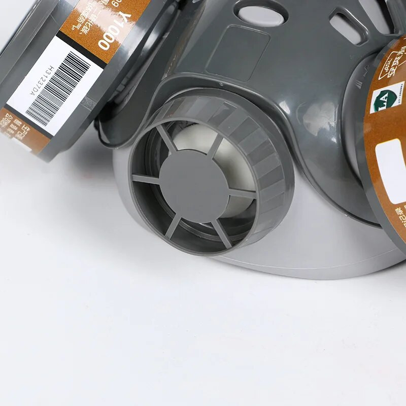 Dujų kaukė su filtrais Aktyvios anglies apsauginiai akiniai Apsauginė kaukė purškiamų dažų Pesticidų dekoravimui Formaldehido respiratorius