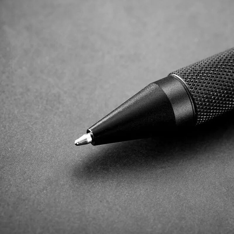 Többfunkciós ötvözet katonai taktikai toll iskolai diák irodai golyóstoll Wilderness Survival EDC szerszámos üvegtörő