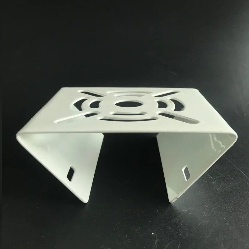 Ielas apgaismojuma staba stiprinājuma turētājs Mazs universāls savienojuma staba kolonnas turētājs Monitoringa kronšteins Videokameras aizmugures statīvs Dzelzs loka plāksne