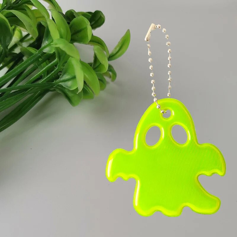 MEILITE 500 küünal Halloweeni kummitus helkur helkur võtmehoidjad Pentagram hoiatuskott ripats võtmed liiklusohutuseks