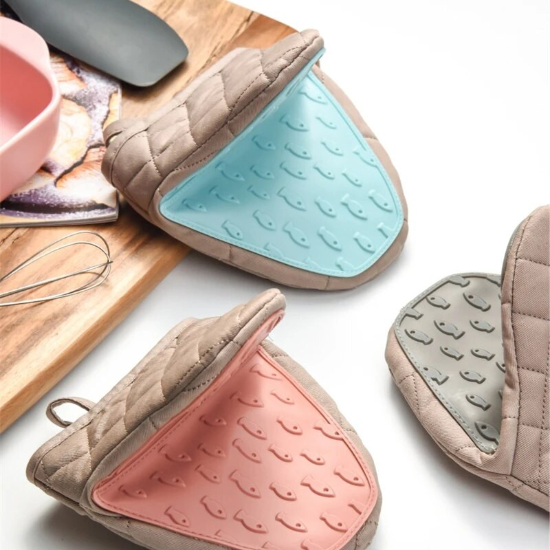 1PC Silikonske izolacijske kopče za rukavice, rukavice za pećnicu otporne na visoke temperature, kuhinjska kopča protiv opeklina, kopča za ruke za mikrovalnu pećnicu