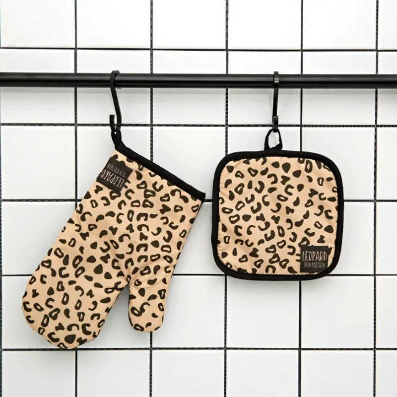 1 set de tampon izolator cu model leopard pentru gătit mănuși pentru cuptor cu microunde, coacere, grătar, suporturi pentru cuptor, mănuși de cuptor, suport pentru oală, mănuși de bucătărie