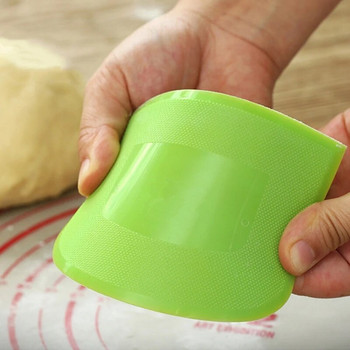 1PC Силиконови резачки за сладкиши Нож за тесто Мека стъргалка за торта Шпатула Инструмент за печене Кухненски аксесоари
