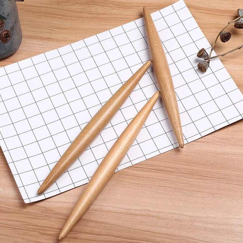 Oklagija sa šiljatim oklagijom Dvostruka oklagija za šiljanje Oklagija za trbušnu ribu Oklagija za šišanje Oklagija za tijesto od bukve Neljepljiva površina za valjanje