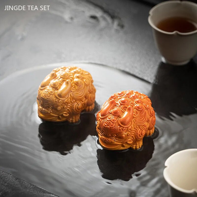 Mini smola koja mijenja boju Čajni ljubimac Zhaocai životinjska skulptura Dekoracija čajnog stola Zen ukrasi za stol Izvrsni dodaci za čaj