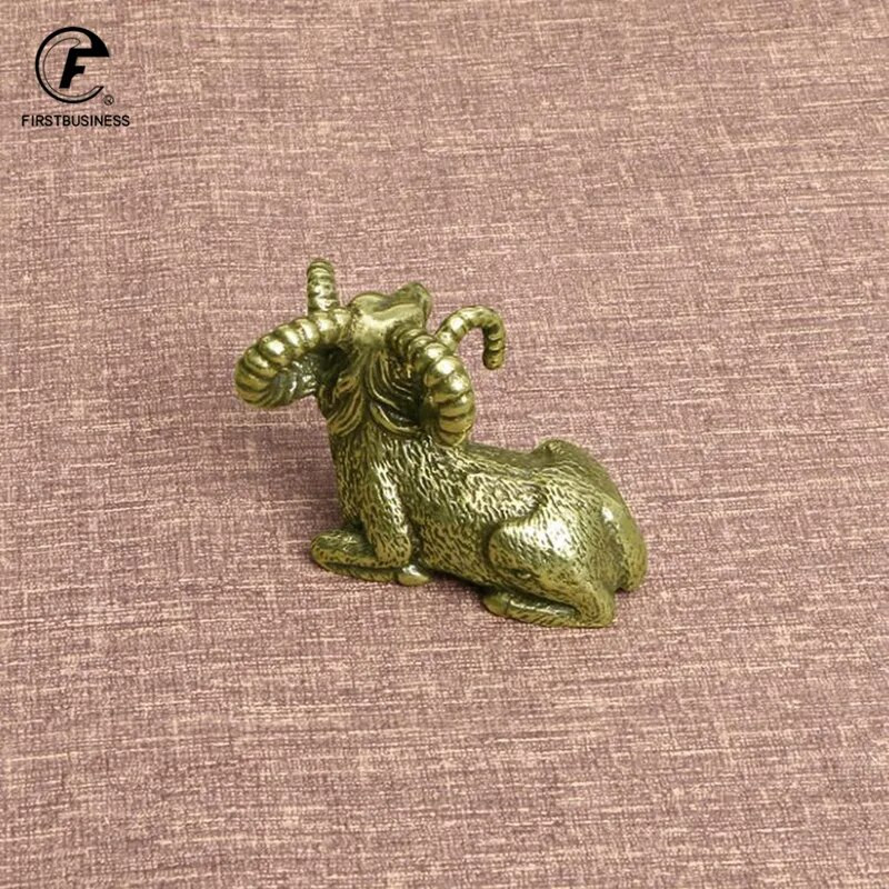 Čvrsti mjedeni kozji ukras Antikni bakreni horoskopski znak Životinje Ovce Minijaturne figurice Dodaci za kućni dekor Stalak za olovke za stolni dekor