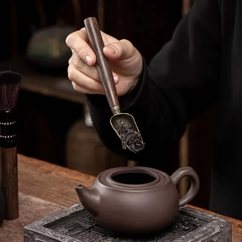 Arbatos šaukštelis Retro masyvo medžio masyvo juodmedžio arbatinis šaukštelis ilga rankena juodo sandalmedžio lydinio arbatos kastuvas KongFu arbatos ceremonijos priedai Dovana