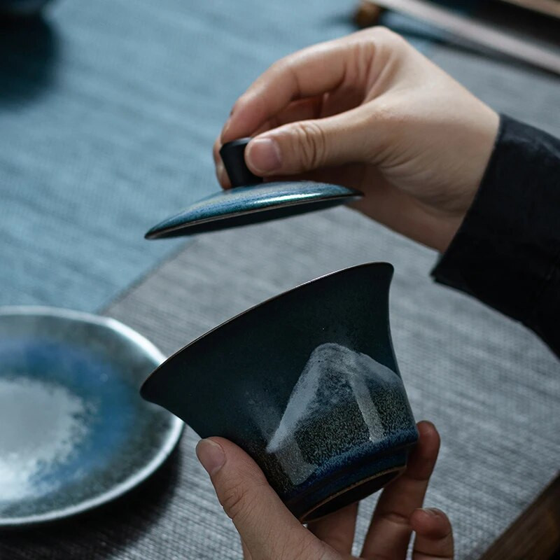 keraminis gaiwan rankomis dažytas kalnų porcelianas 140ml