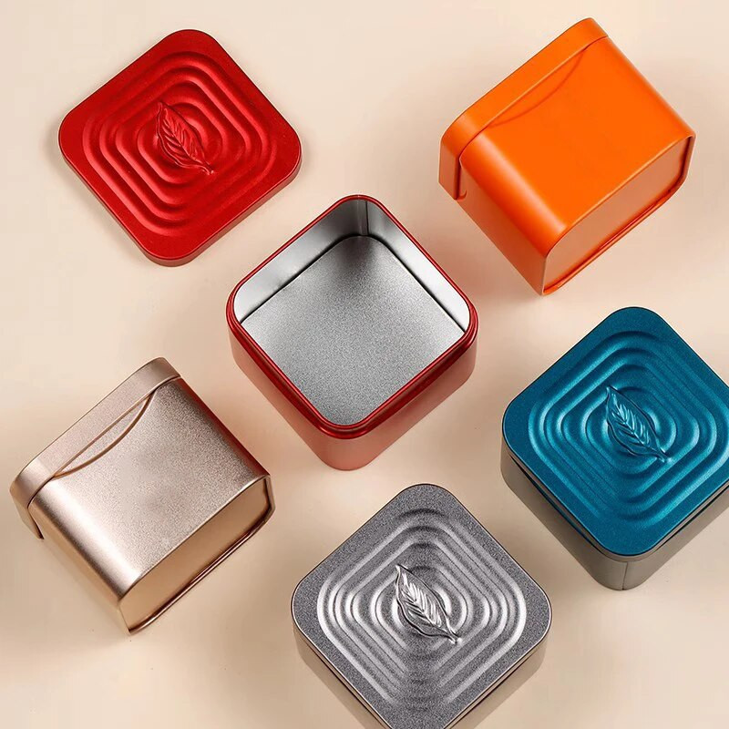 Raznobojna mala četvrtasta limenka od bijelog lima Limenka za čaj Izvrsna kutija za darove i rukotvorine za slatkiše Spremnik za pohranu hrane