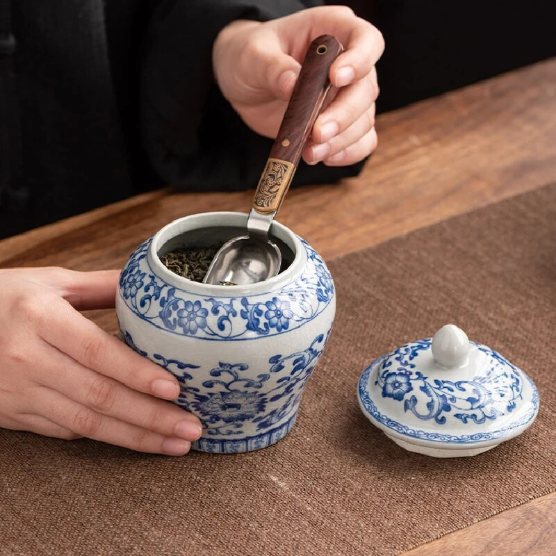 Plavo-bijela porculanska staklenka za čaj Keramička staklenka s poklopcem Zatvorena kutija za slatkiše Retro glazura s napuknutom ledom Staklenka za pohranu čaja Spremnik za pohranu