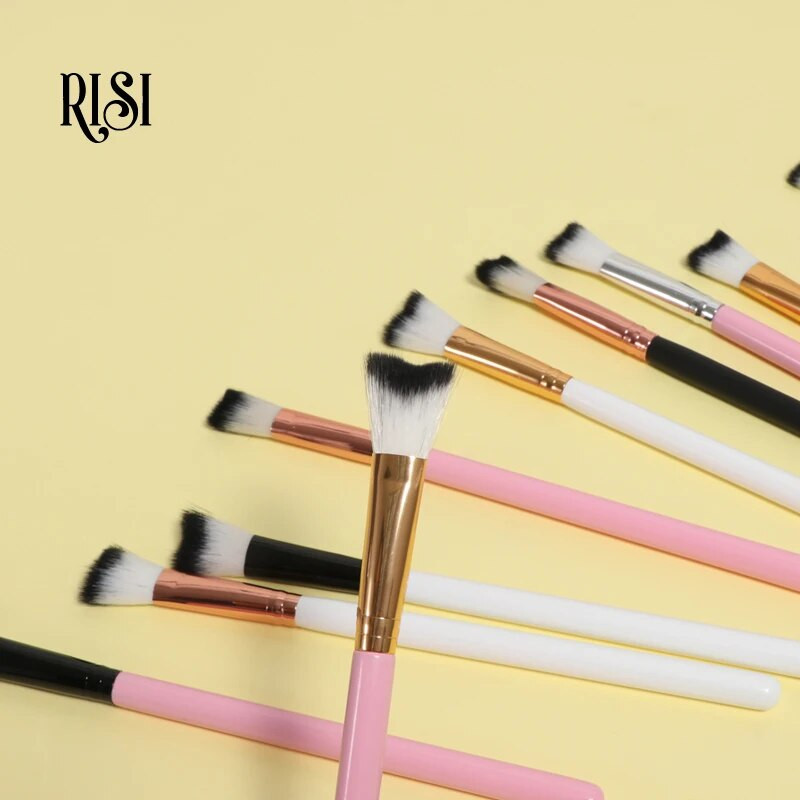 RISI blakstienų šepetėlių valiklis V formos blakstienų valymo šepetėlis Softest Lash Wash Brush Blakstienų priauginimo blakstienų šampūnas Šepečiai Blakstienų šepetėlis