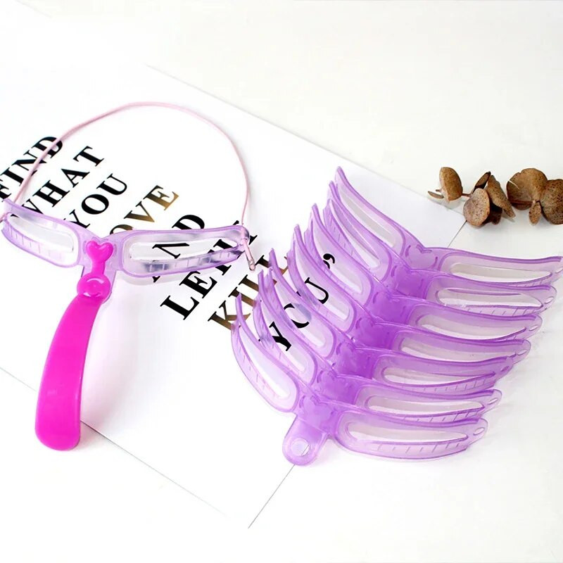 8 бр./чанта Шаблон за грим за оформяне на вежди Комплект шаблони за оформяне на вежди Направи си сам шаблон за вежди за многократна употреба 8 в 1 оформяне на вежди