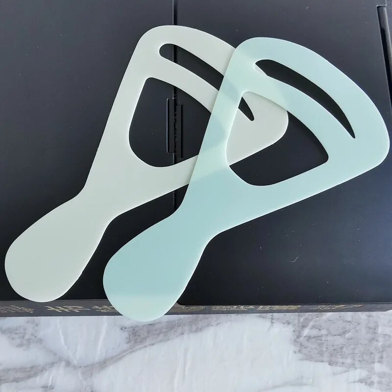 Nauja 2 viename plastikinė antakių blakstienų trafareto kortelė moterims, nešiojamas antakių formos rinkinys pienligė modelio antakių piešimo makiažo įrankiai