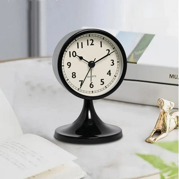 Скандинавски метален кръгъл будилник, винтидж креативен безшумен настолен часовник, часовник с нощна лампа на ученик, декорация на стаята, домашен декор