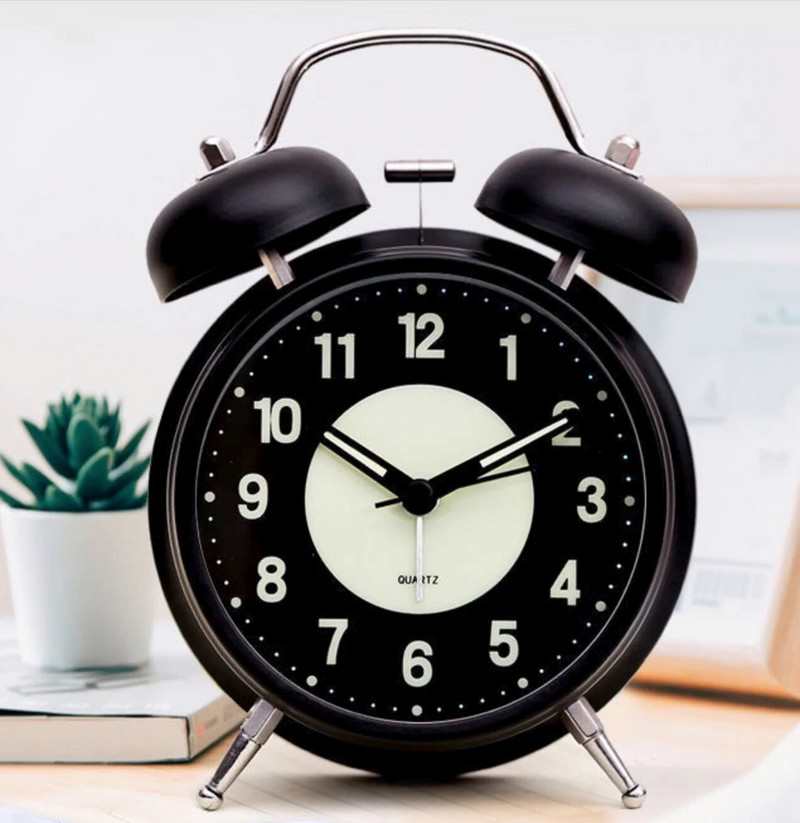 4-инчов винтидж безшумен метален пръстен будилник, часовник с кръгли стрелки с подсветка освен за декорация, подходящ за хора, които спят много