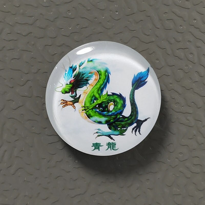 Dia. 30 mm-es ősi kínai isteni fenevad sárkány fehér tigris Suzaku Xuanwu hűtőmágnes FengShui Lucky Home Dekorációs ajándéktárgy