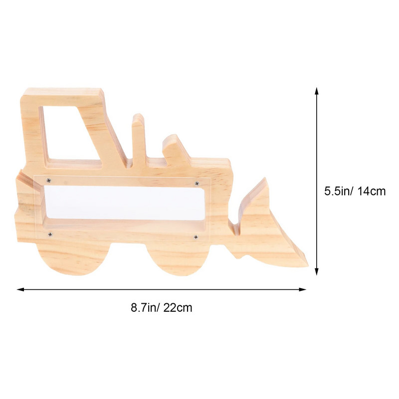 1PC Творческа дървена касичка Спестовна гърне Трактор Форма на настолен орнамент Кутия за съхранение за спалня Декорация на детска стая