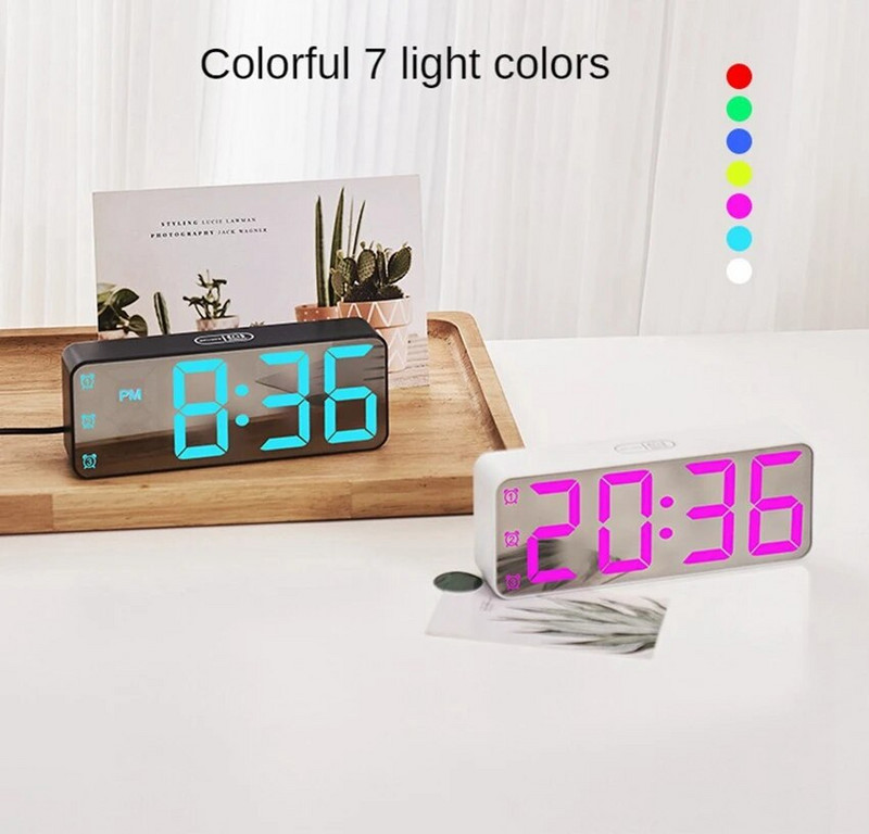 Цифров будилник Температурен календарен дисплей 7 светлинни променящи се цвята Настолен часовник Електронни будилници Функция за отлагане 12/24 часа
