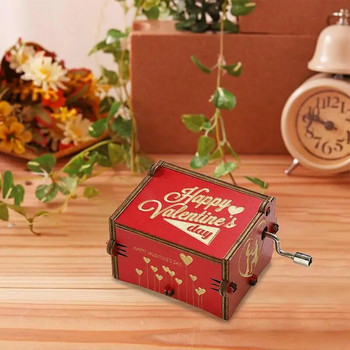 Винтидж музикална кутия Червена антична гравирана музикална кутия с дърворезба и ръчен колянов механизъм Уникален подарък за любовник гадже