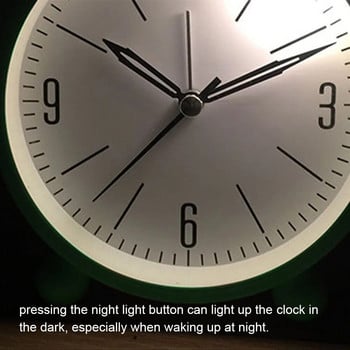 Безшумен аналогов будилник Захранван от батерии Супер тих настолен настолен кварцов часовник Време за спалня Нощно бюро Рафт