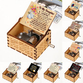 Music Box LOVE MOM DAD To Wife Son Daughter Ξύλινο χέρι Χριστουγεννιάτικο δώρο γενεθλίων για την ημέρα του Αγίου Βαλεντίνου χαραγμένες αγάπες 6,4x5,2x4,2 cm