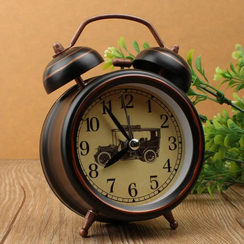 Домашен ретро нощен светлинен будилник Европейски ретро метален будилник Нощно заглушаване на игла Настолен часовник Получава звънец за легло