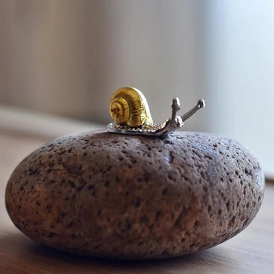 Creative Alloy Snail Small Ornaments Home Decoration Bonsai With Incense Handicrafts Fashionable Exquisite Metal Incense Holder