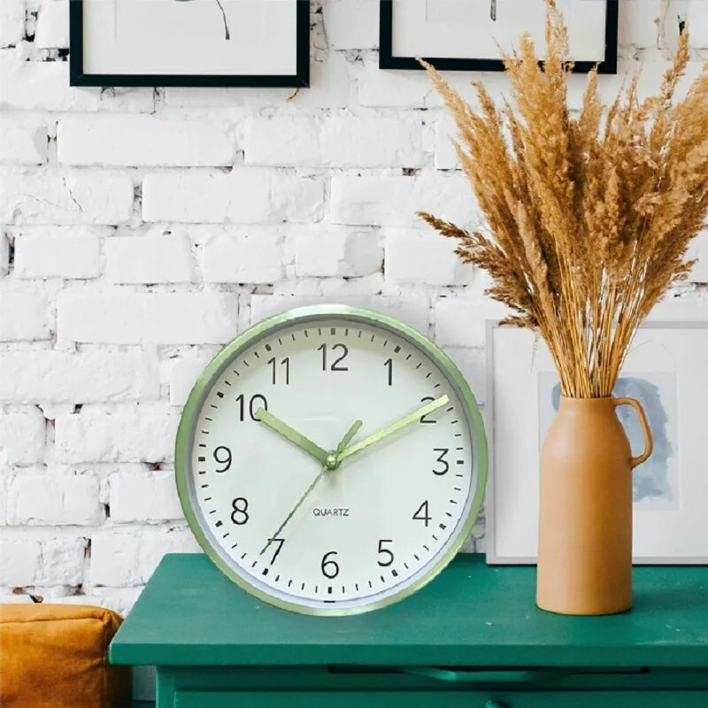 6-инчов креативен малък стенен часовник от метална алуминиева сплав, обикновени орнаменти за часовник, спалня, креативен часовник за седалка, модерен декор на стая