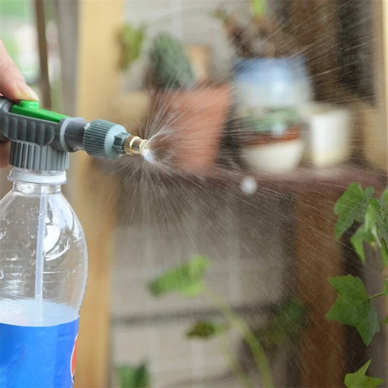 Kertészet öntöző permetező italos palack locsolókanna nagynyomású kis kézi nyomással állítható szórófej