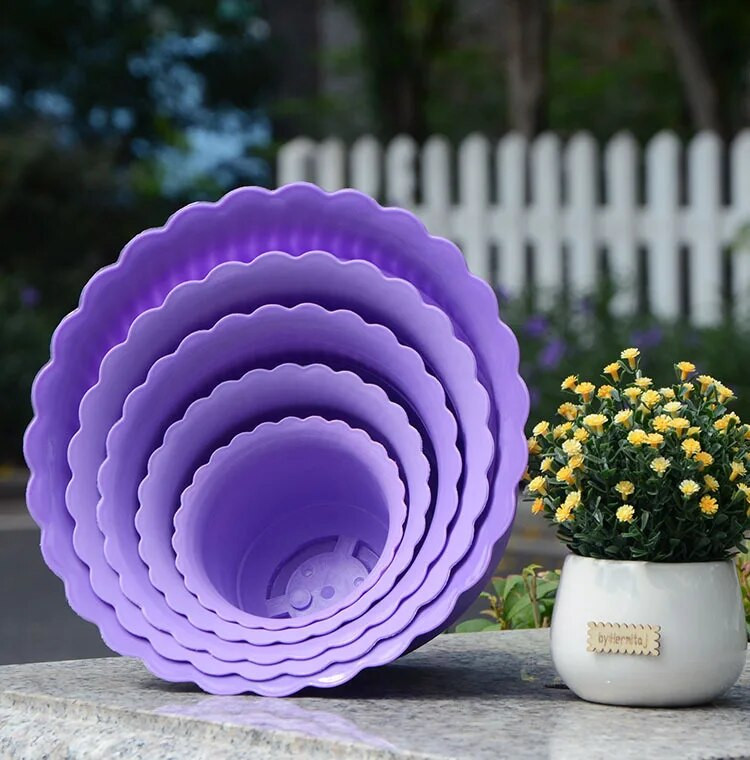 PP patvarūs augalų gėlių vazonai Gana vientisa spalvota spauda Sustorėję žali ridikai Mėsingi gėlių vazonai su dėklu namų sodo įrankiu