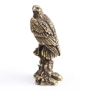 Статуя на месингов орел Реколта симулирана статуя на животно Декорация на бюро за домашен офис Орнамент Метална фигура Подпори Играчка Подарък