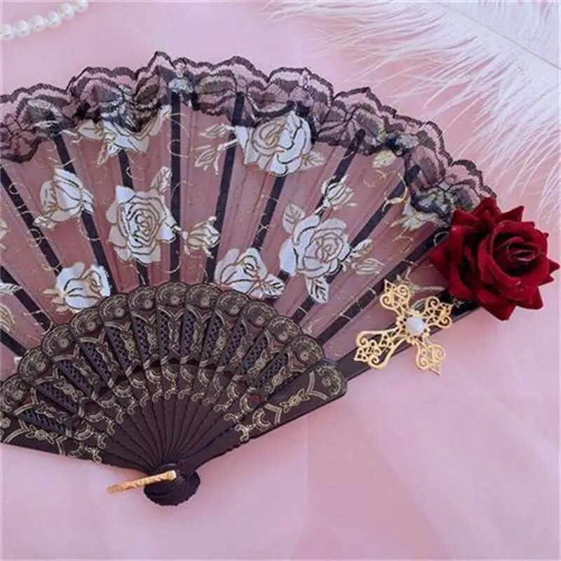 Lolita Gothic Fan viktoriánus női csipke kézi ventilátor Vintage fekete fehér vörös rózsa bambusz legyezők Cosplay Halloween party kellékek