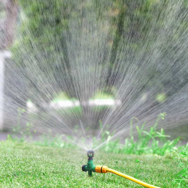 1 db Kerti pázsit forgó locsoló 1/2"-os szálszóró fúvóka 360 fokos automatikus forgó öntöző öntöző szórófej