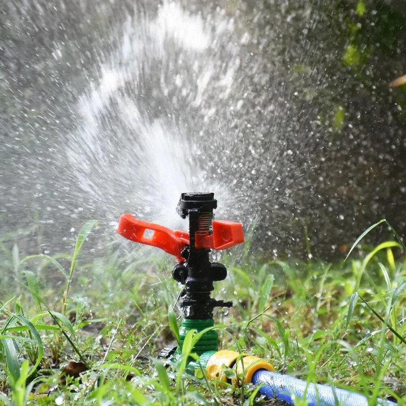 Állítható kerti fűlocsoló fúvókatartóval Forgó locsoló billenőfúvókák Kerti öntöző öntözés 1/2" 3/4" tömlő