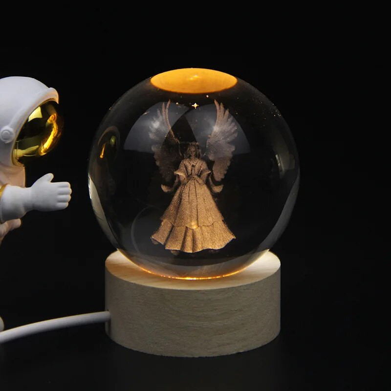 Kreatív angyal Kristálygömb USB lumineszcencia Bola De Cristal tömörfa alap húsvéti ajándék Decoração Para Quarto asztali dekoráció
