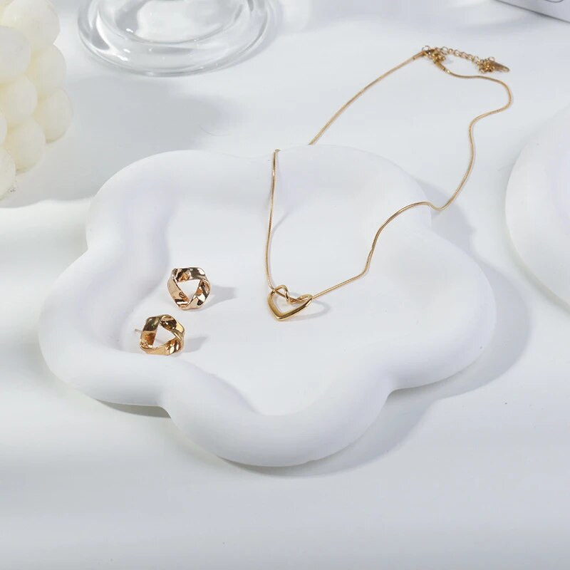 Szabálytalan formájú gipsztálca Ékszer díszek Kijelző tálca Aromaterápiás gyertyatartó Virág Felhő Szív alakú alátét lakberendezés