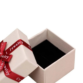 Червени цветни кутии за бижута Опаковъчна лента Панделка Пръстени Декорации на калъфи Класически подаръци Витрина Орнаменти