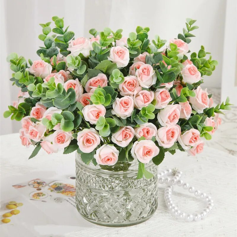 Prekrasna crvena ruža Umjetno svileno cvijeće buket cvijeća Kućna zabava Proljetno vjenčanje Držanje cvjetnih ukrasa Lažni cvijet