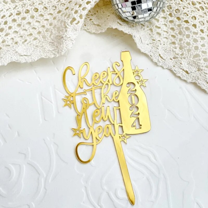 „New Cheers“, 2024 m., Laimingų Naujųjų metų vakarėlio tortų tvarsčiai, auksiniai akriliniai linksmų kalėdinių tortų tvarsčiai, skirti Naujųjų metų vakarėliui papuošti