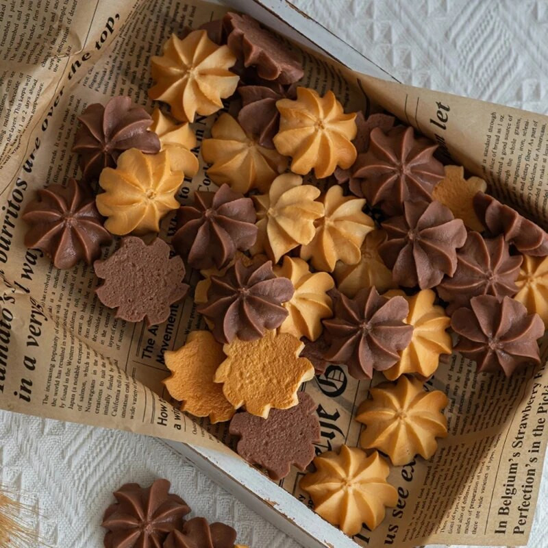 Изкуствена бисквитка Изкуствен модел на бисквитка Домашна симулация Бисквита Храна Торта Десерт Печене Кухненска декорация Маса Прозорец Реквизит за снимки