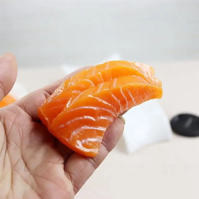 1 ks/2 ks umelé jedlo realistické filet z lososa simulované sushi jedlo rekvizity pre reštaurácie fotografické rekvizity falošný model jedla