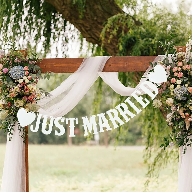 Banner pentru nuntă, alb, tocmai căsătorit, Ghirlandă de hârtie vintage pentru nuntă, duș nupțial, eveniment, banner pentru petrecere, consumabile de decorare