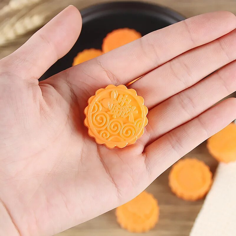 Модел на изкуствена симулация Mooncake Fake Moon Cake Food Toy Zero Food Film Телевизионен реквизит за снимане Декоративна смола