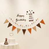 4PCS Retro rođendanska zastavica s krznenom loptom za tortu povezano slovo banner zastava ukrasni izgled 1 set od 4 komada.