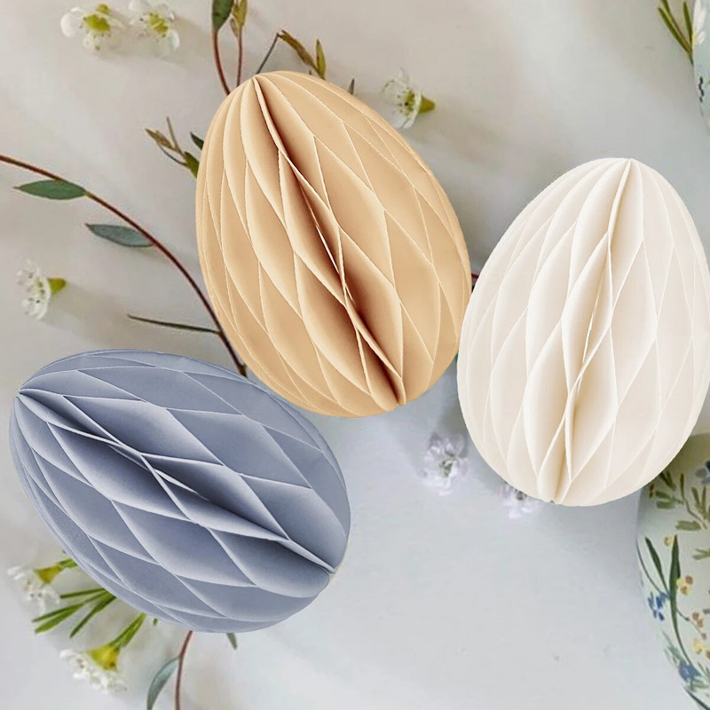 Veľkonočná párty oslava 2024, veselé veľkonočné vajíčka s včelími plástmi, dekorácia z hrubého papiera, závesné prívesky s včelími plástmi