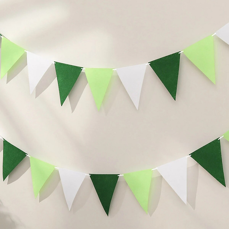 2 vnt Šviežios žalios spalvos vimpelė kalėdinė reklaminė juosta, papuošta vakarėlio gėlės.