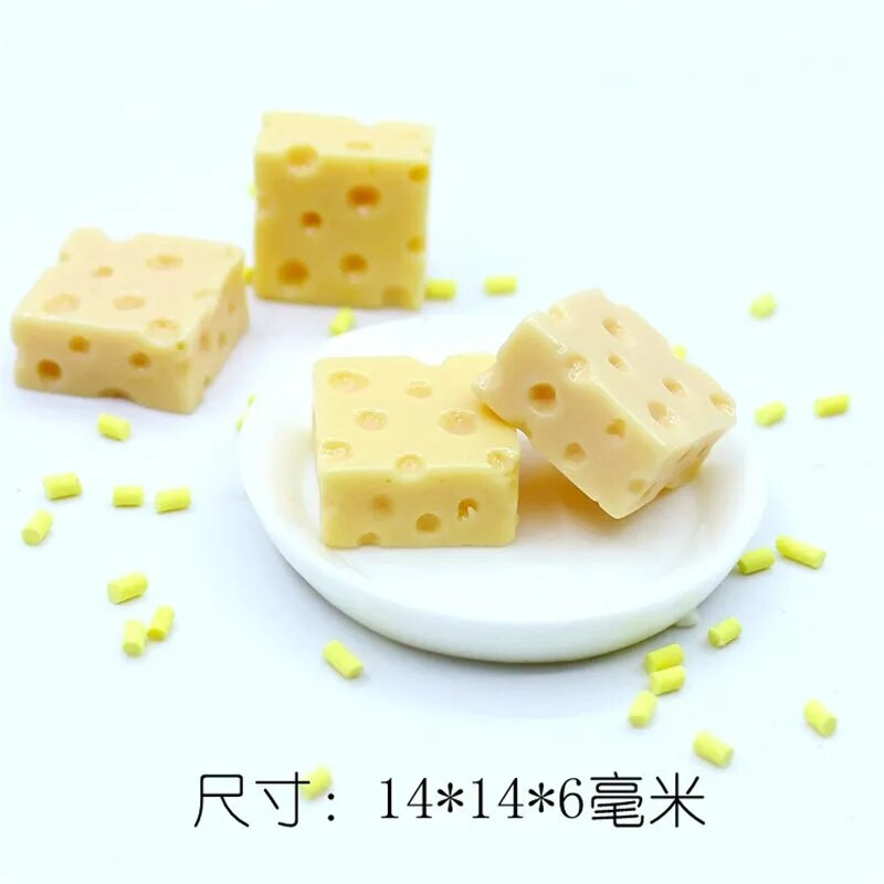 Мини Cheese Craft Ornament Миниатюрна куклена къща, закуска Игра на престорена кухня Имитация на малка кукла Декорация на храна, аксесоари