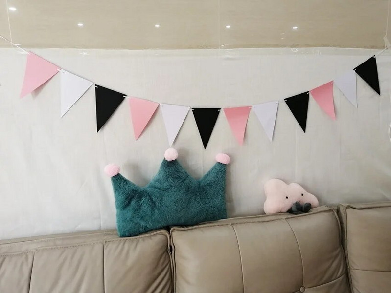 Új ünnepélyes fehér ezüst fekete papír sármány zászlós háromszög zászló zászló füzér Esküvői/születésnapi/bababemutató party dekoráció